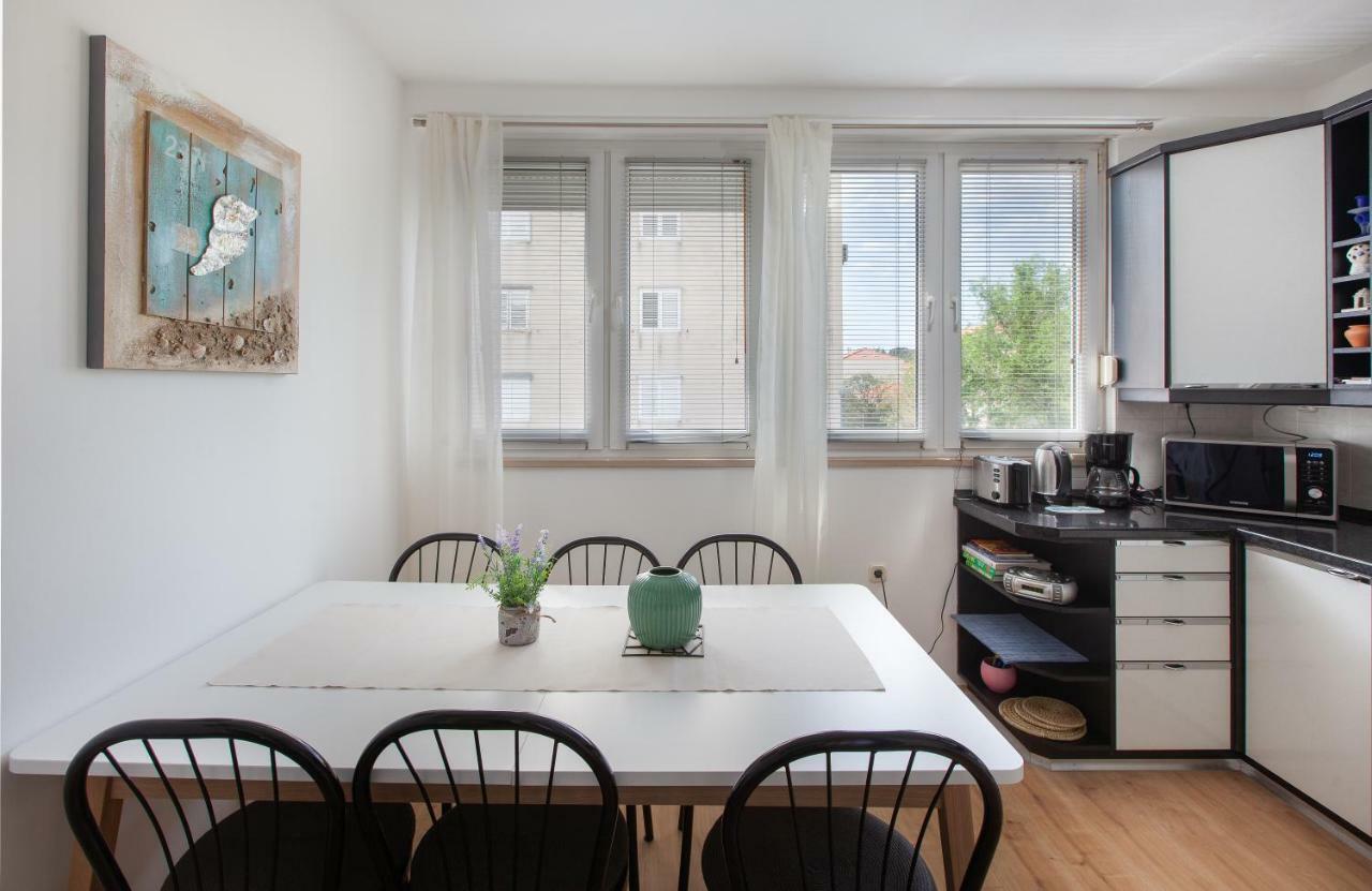 Apartment Gabriella Makarska Kültér fotó