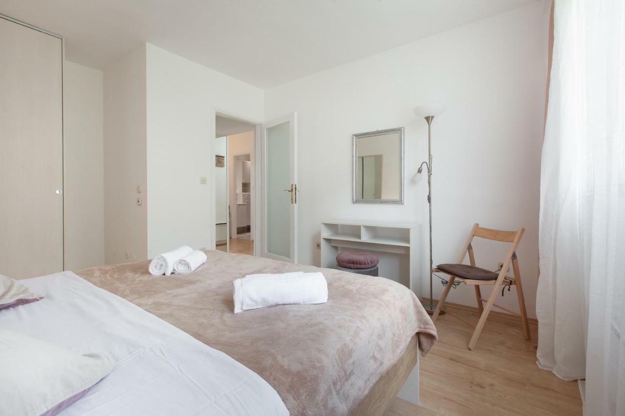 Apartment Gabriella Makarska Kültér fotó